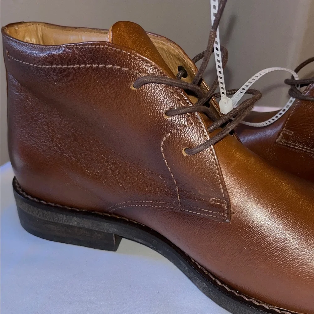 Flag Ltd Elegant Brown Leather Chukka Boots for Men